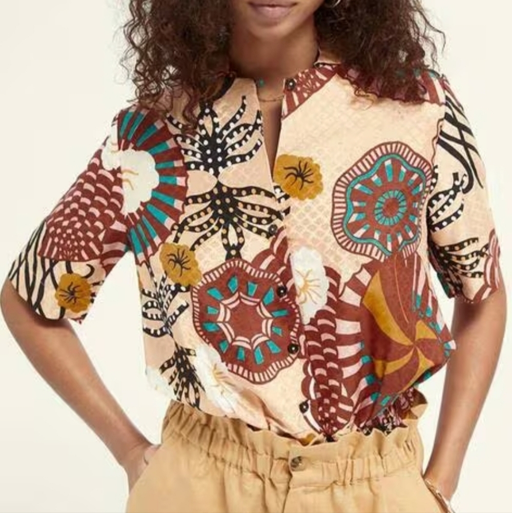 Scotch and Soda top. Size M. Preloved, great condition.